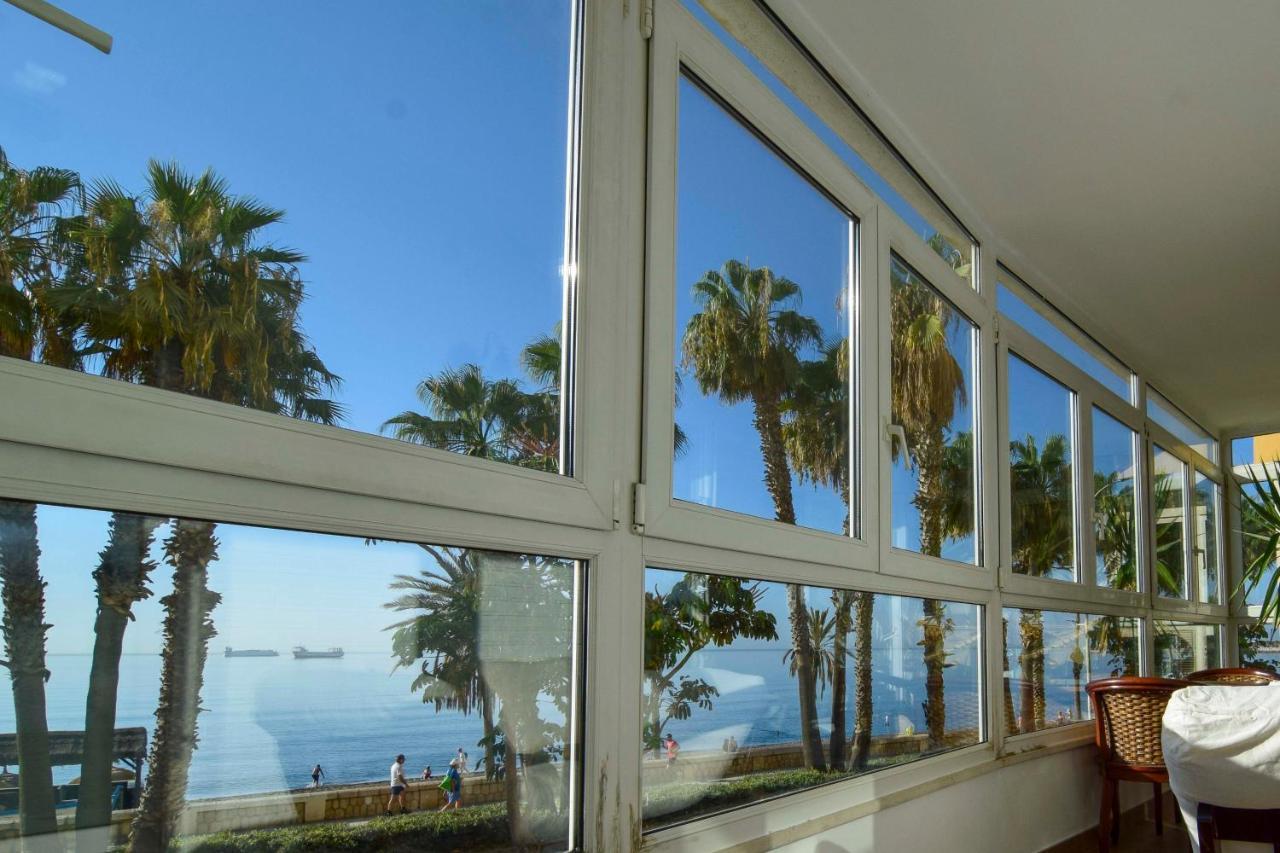 P&P Apartamentos Paseo Maritimo Pablo Ruiz Picasso Малага Екстериор снимка