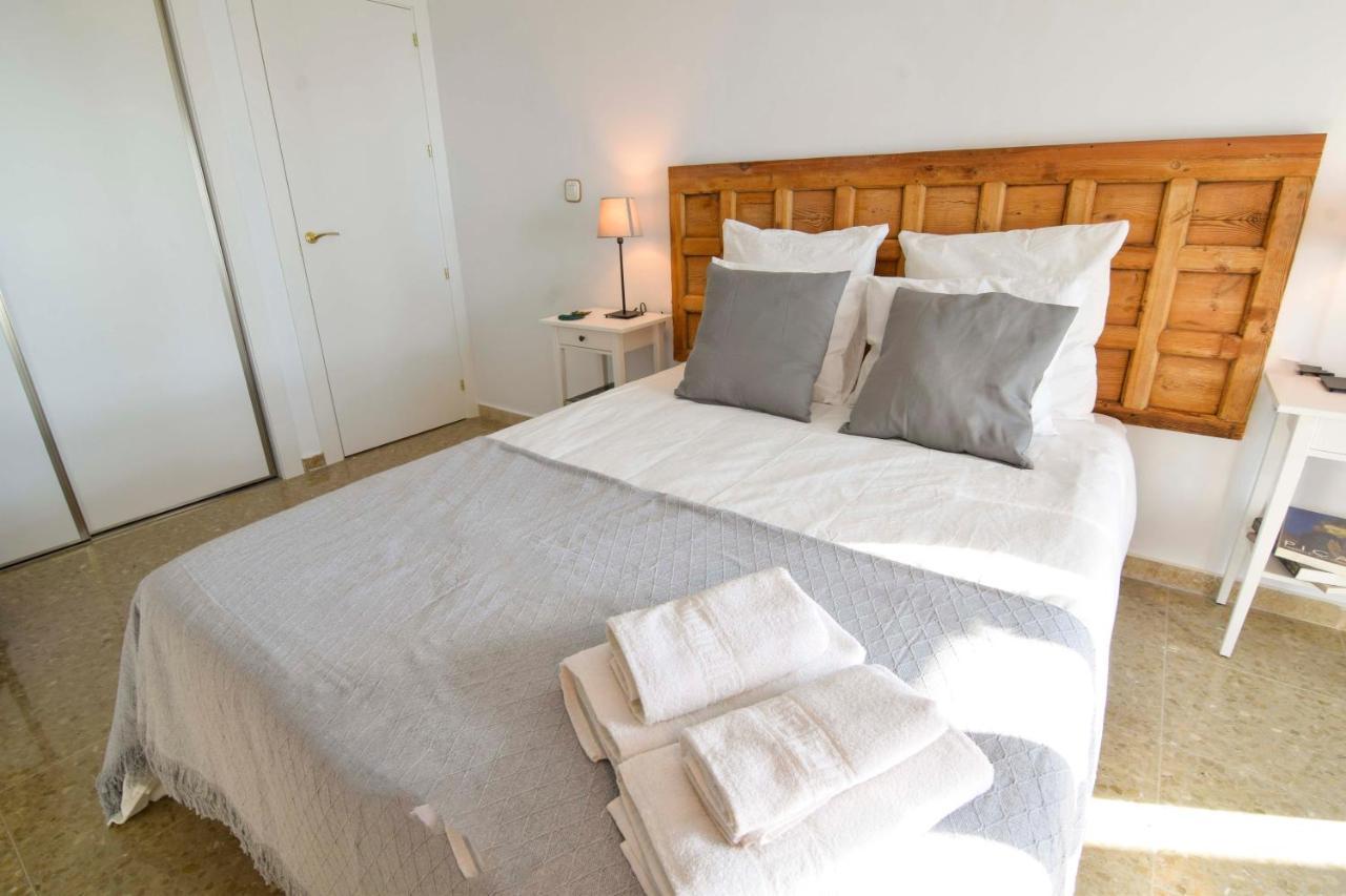 P&P Apartamentos Paseo Maritimo Pablo Ruiz Picasso Малага Екстериор снимка