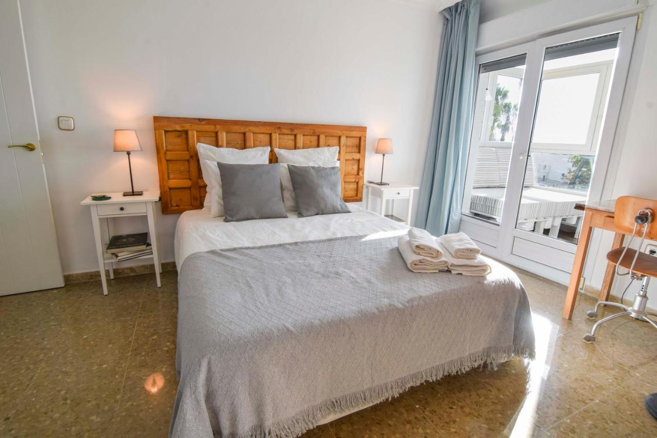 P&P Apartamentos Paseo Maritimo Pablo Ruiz Picasso Малага Екстериор снимка