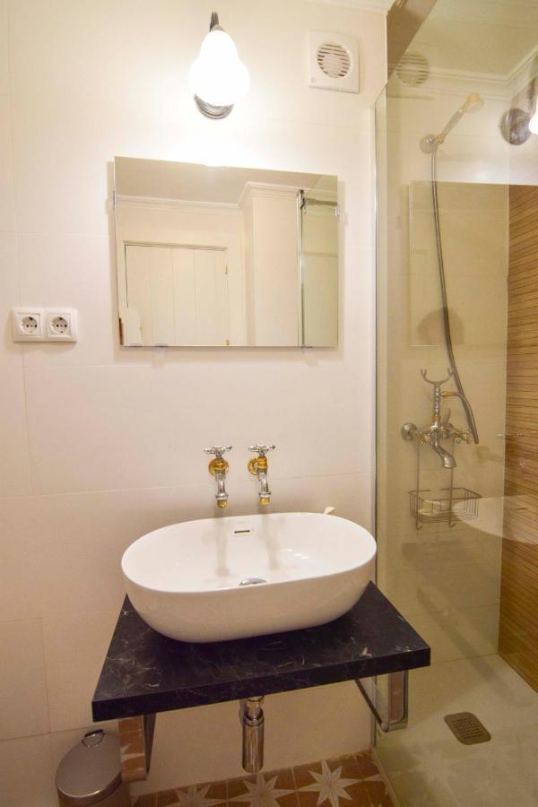 P&P Apartamentos Paseo Maritimo Pablo Ruiz Picasso Малага Екстериор снимка